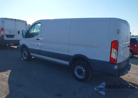 2016 Ford Transit-250 z USA, uszkodzony, nr VIN 1FTYR1ZM1GKA95574